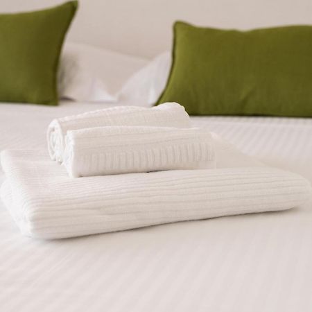 Welcomely - Affittacamere Seamphony Rooms Ольбия Экстерьер фото