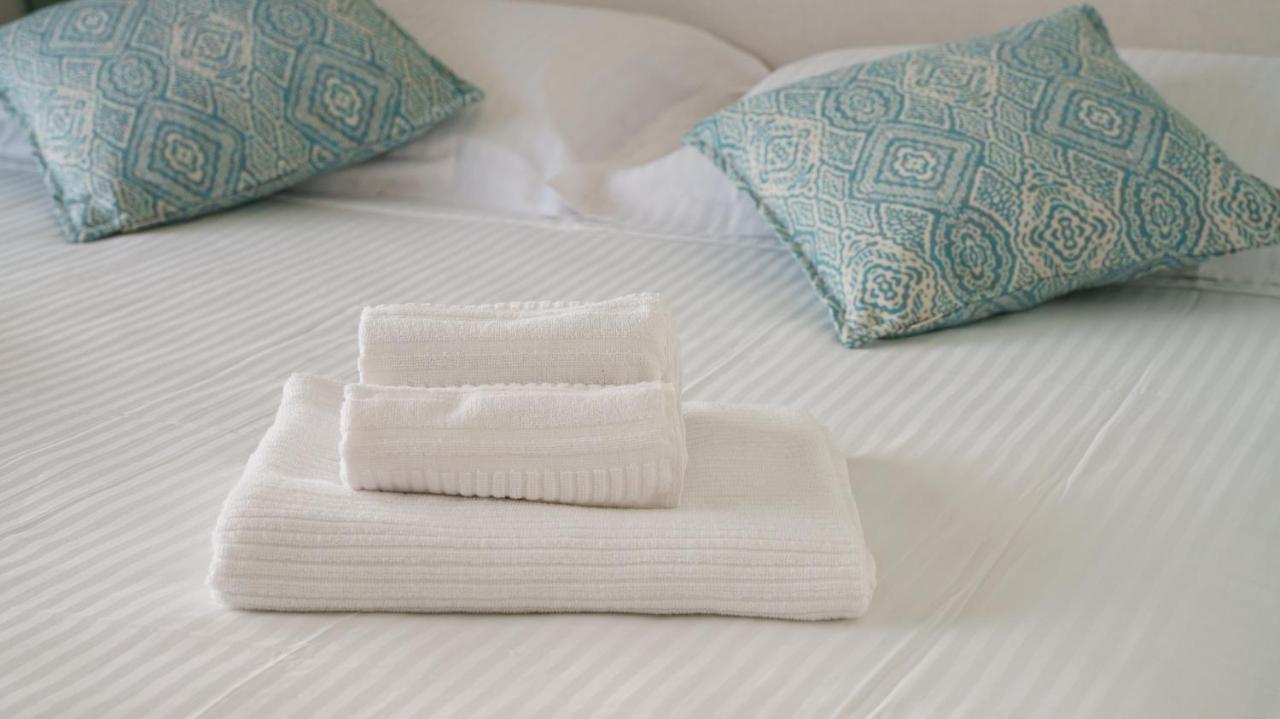 Welcomely - Affittacamere Seamphony Rooms Ольбия Экстерьер фото